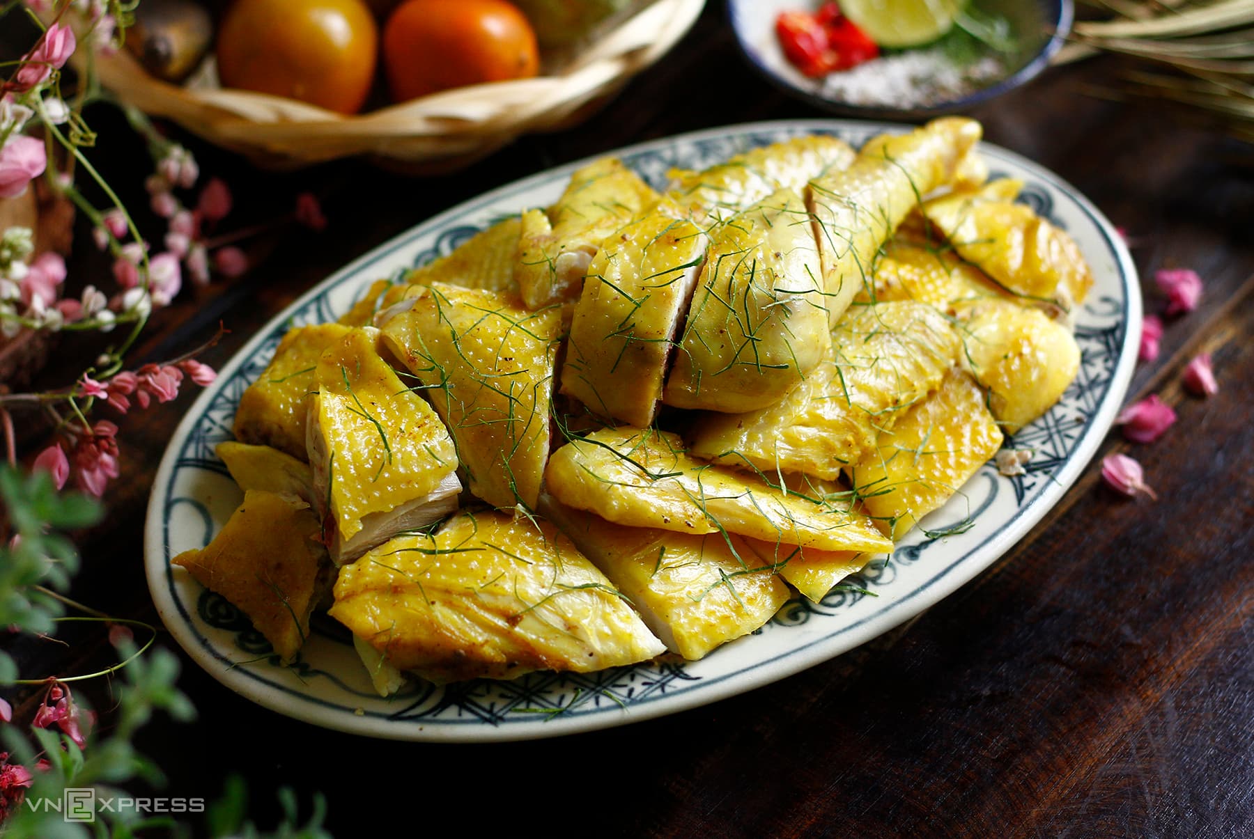 Gà luộc lá chanh - 2