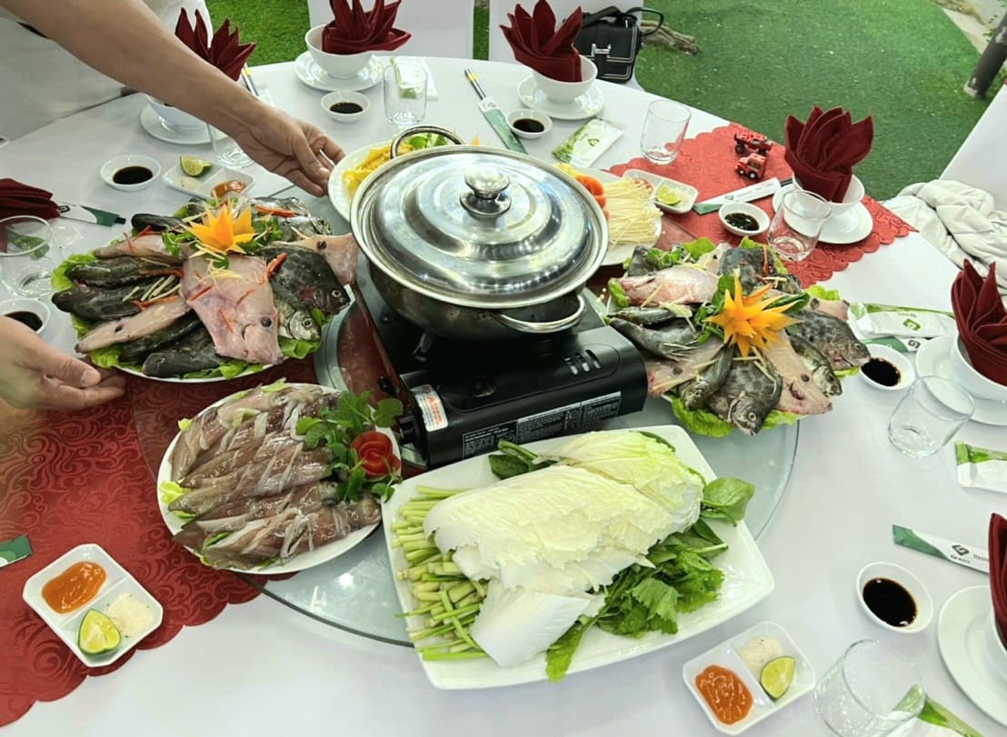 Ăn lẩu 200k/suất - 3